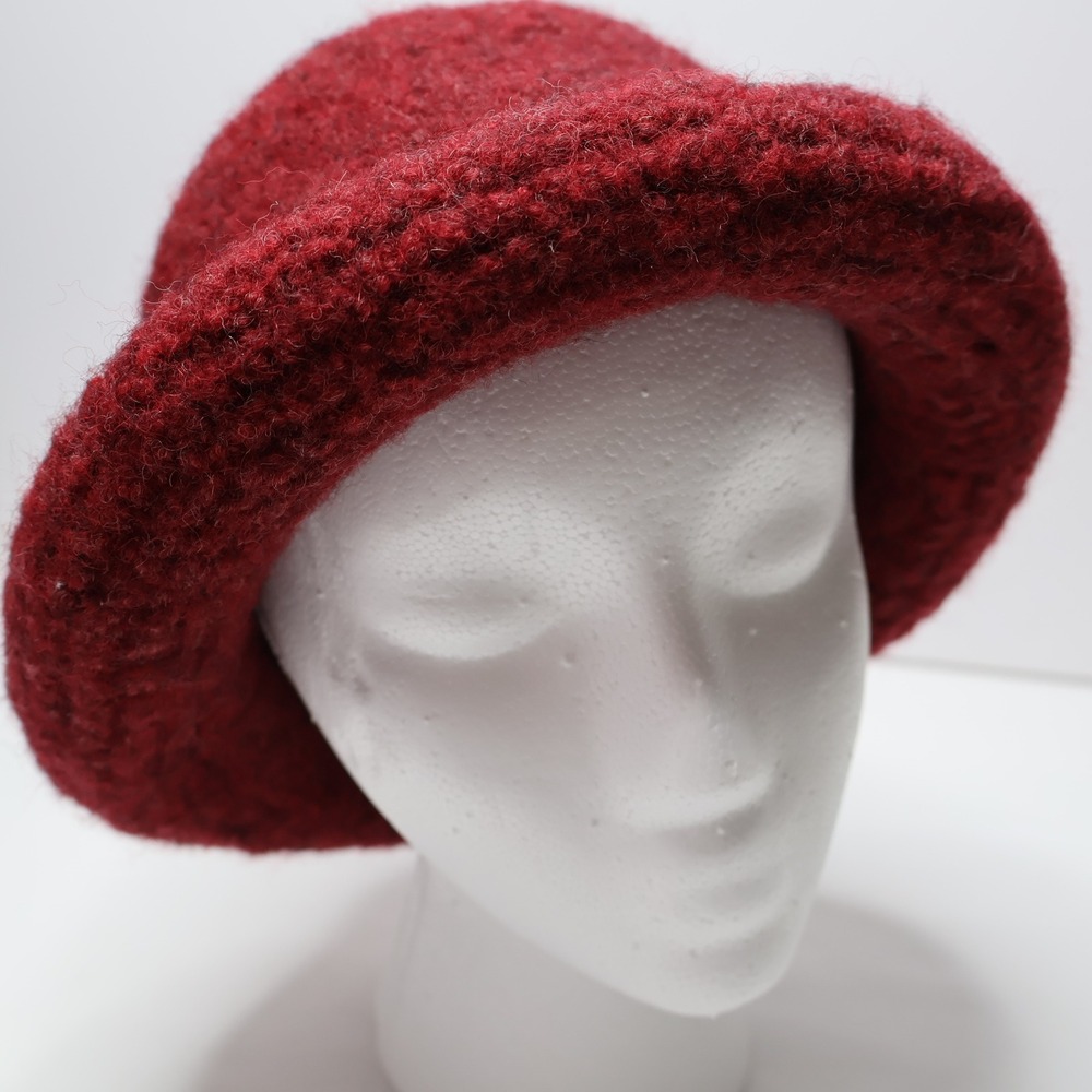 Eva's Swedish Handknit Red Wool Blend Textured Cloche Bucket Hat Artisan Made‎